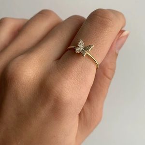 Butterfly ring